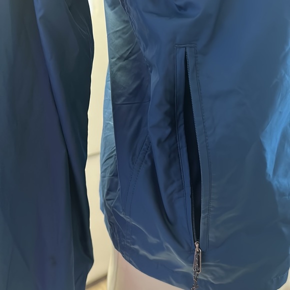 Patagonia Men’s Medium Blue Light and Variable full-zip jacket. - Picture 3 of 6